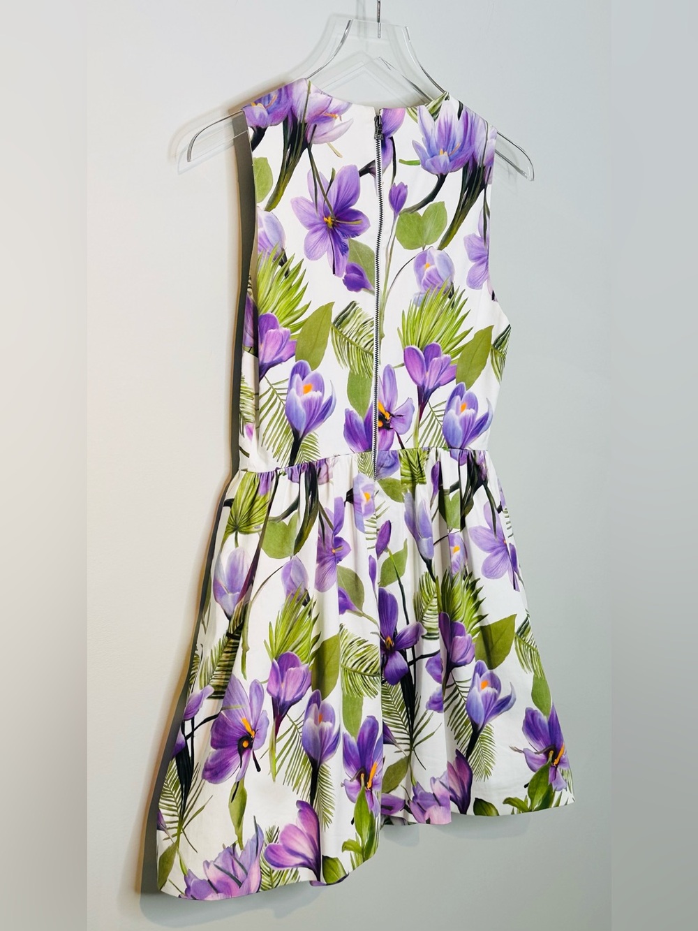 Alice + Olivia Joyce Floral White Purple Fit & Flare Sleeveless Dress - Picture 7 of 14